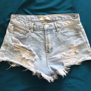 ✨ Free with any purchase Forever 21 shorts